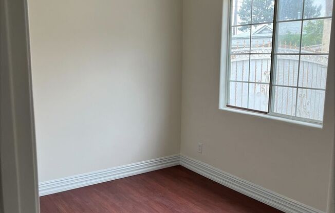 1151 AND 1153 E 88 PL