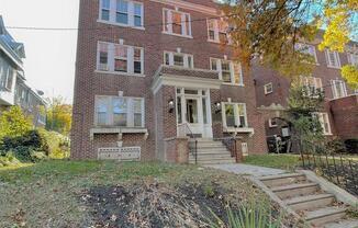 1504 DELAWARE AVE