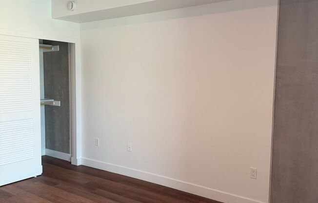 Studio, 1 bath, 362 sqft, $2,300, Unit 410