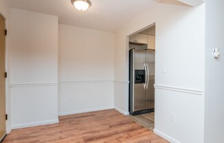 2 beds, 1 bath, 900 sqft, $2,300, Unit 3