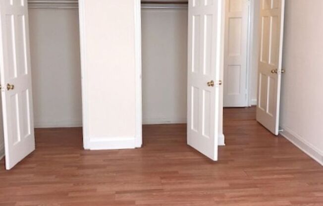 1 bed, 1 bath, 700 sqft, $1,400, Unit D4