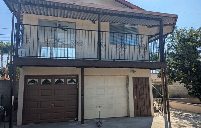 Studio ADU located behind a main house for rent