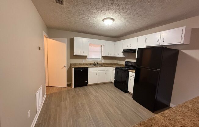 2 beds, 1 bath, 1,000 sqft, $1,000, Unit MD147