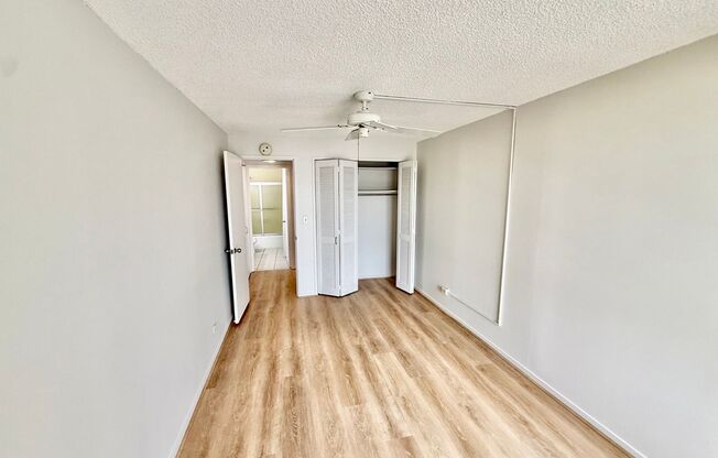 2 beds, 2 baths, $3,800, Unit 1350 Ala Moana