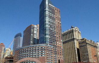10 W ST