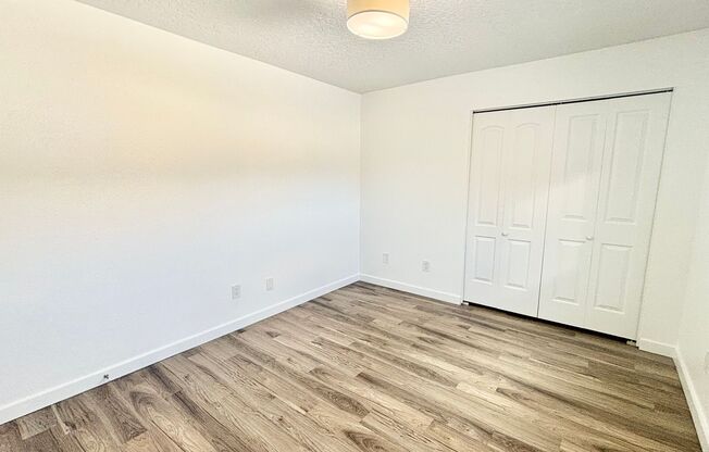 3 beds, 2 baths, 985 sqft, $2,495, Unit 401