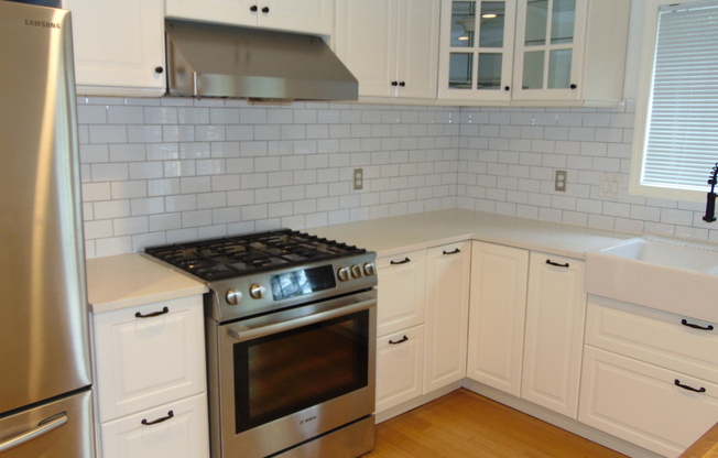 Stunning 3BR 1.75 BA Sammamish Home.  Recently Remodeled, Tons of Upgrades!