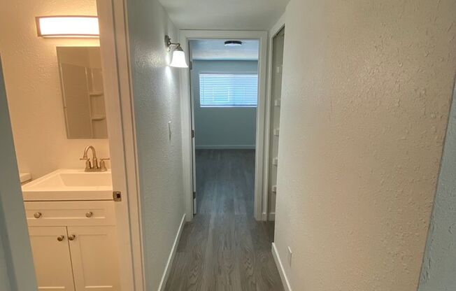 2 beds, 1.5 baths, 980 sqft, $1,200, Unit 6850-2