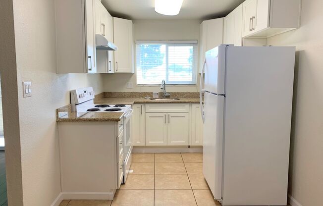 Updated Cozy Apartments at Loveridge Road
