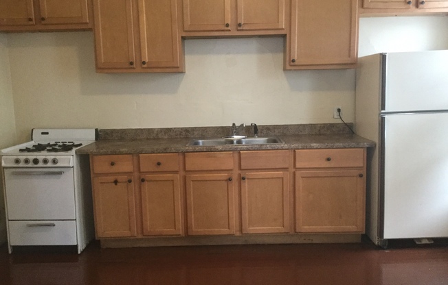 700-706 S. 10th St/935-937 W Pierce St