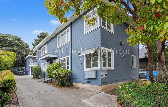 2233 9 ST
