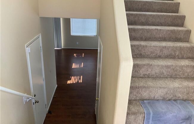 CHARMING SPLIT LEVEL HOME. FEATURING OPEN FAMILY ROOM