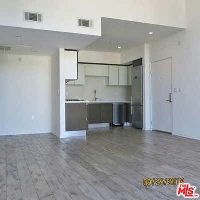 2 beds, 2 baths, $3,950, Unit 4A