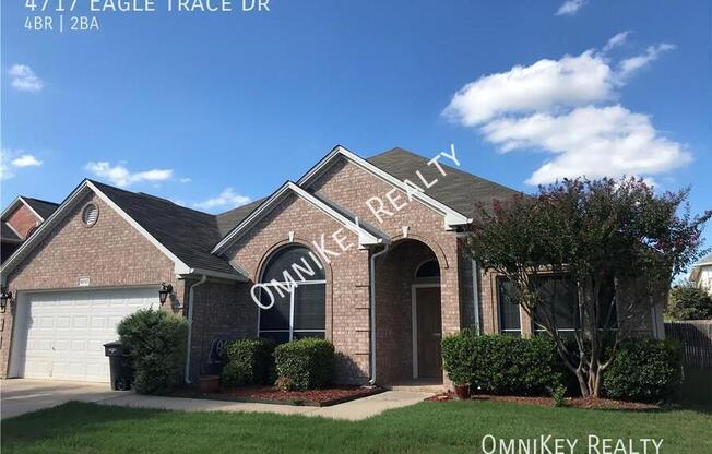 4717 EAGLE TRCE DR