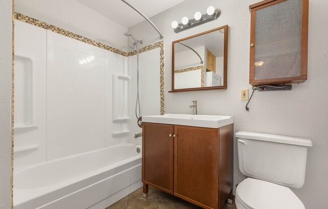 Charming, Updated 1-Bedroom Condo in Prime Location Near Light Rail