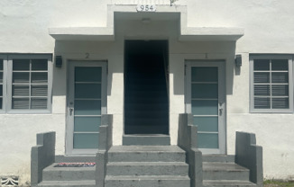 954 SW 2 ST