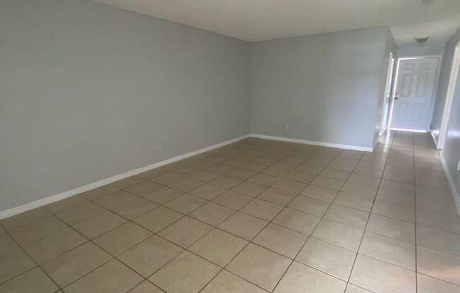 3 beds, 1 bath, 1,050 sqft, $1,500