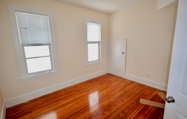299 LEXINGTON ST