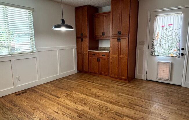 Single Family Updated 3 Bed 2 Bath - MileStone Real Estate Services