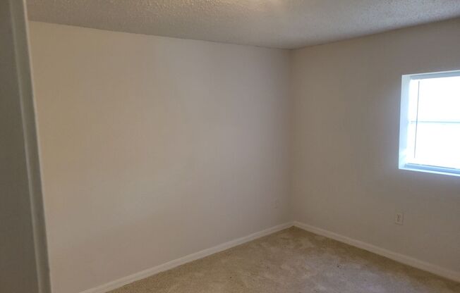 2114 Dellwood Ave 6 Plex
