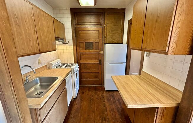 1 bed, 1 bath, 450 sqft, $1,795, Unit 520-E2