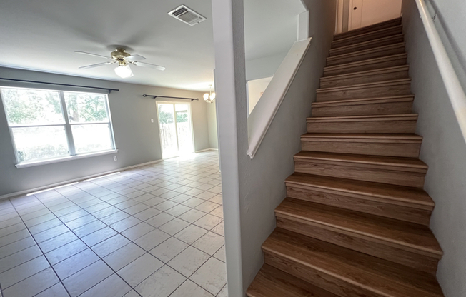 8011 RUSTIC PARK