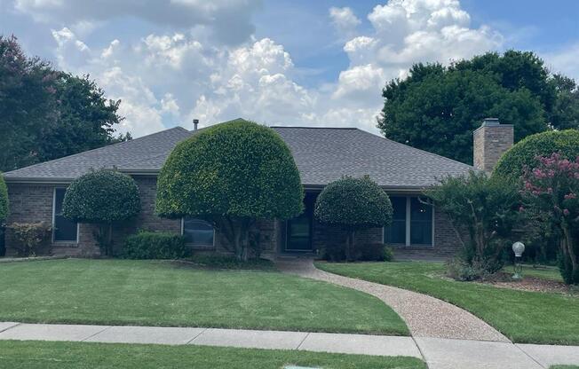 2817 Lawndale Dr.