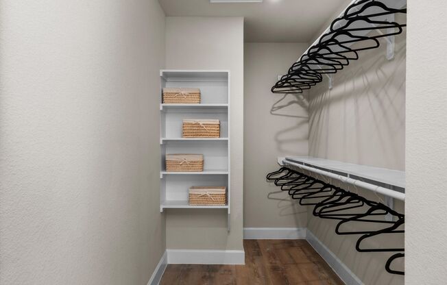 1 bed, 1 bath, 663 sqft, $1,450, Unit 433