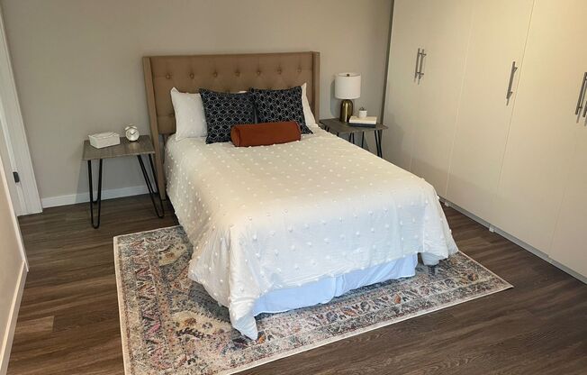 2 beds, 2 baths, 946 sqft, $1,895, Unit 102