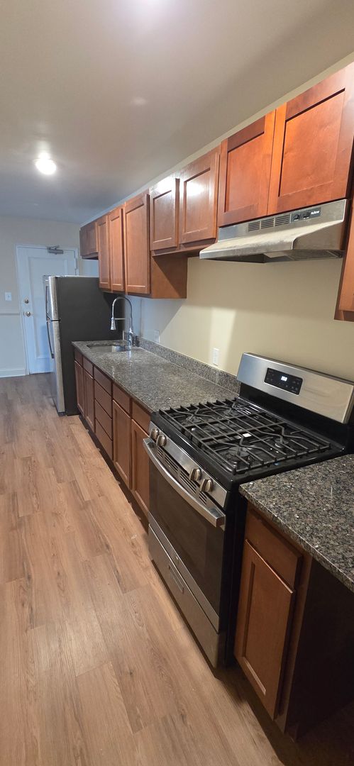 5201 Sheriff Road NE