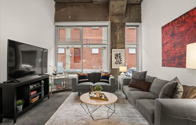 Studio, 1 bath, 600 sqft, $1,895, Unit 208