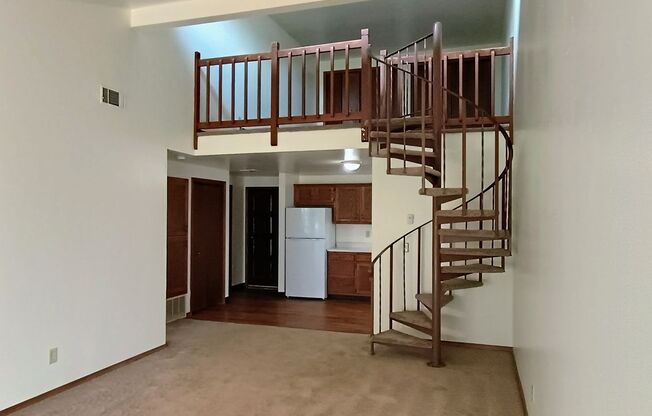 1 bed, 1 bath, 1,078 sqft, $1,179, Unit 1901-075