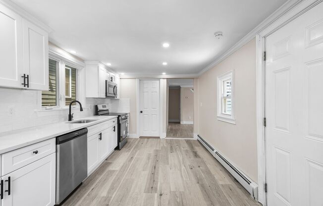Beautifully Renovated 4-Bedroom Home in East Side Providence!