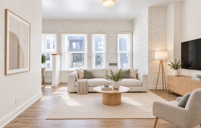 Mariposa II Apartments | Renovated Apartments with Exposed Brick in Koreatown