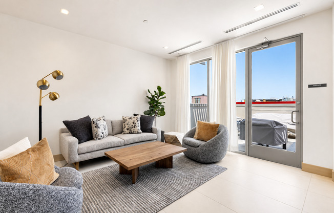1 bed, 1 bath, 636 sqft, $2,995, Unit 602