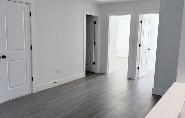 3 beds, 2.5 baths, 1,366 sqft, $1,599, Unit 1430