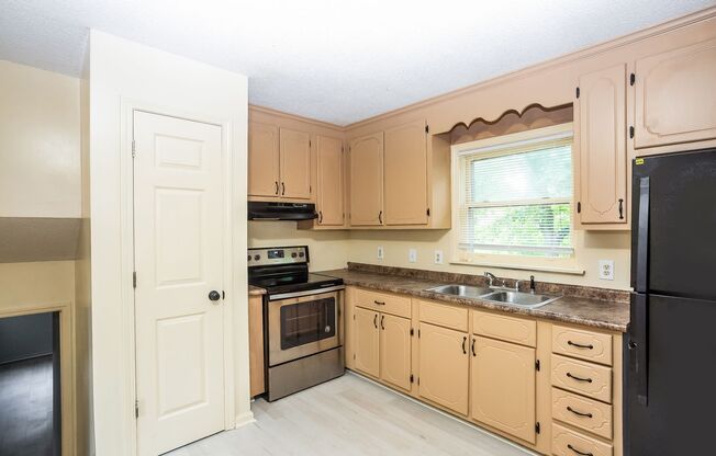 4809 THORNWOOD RD