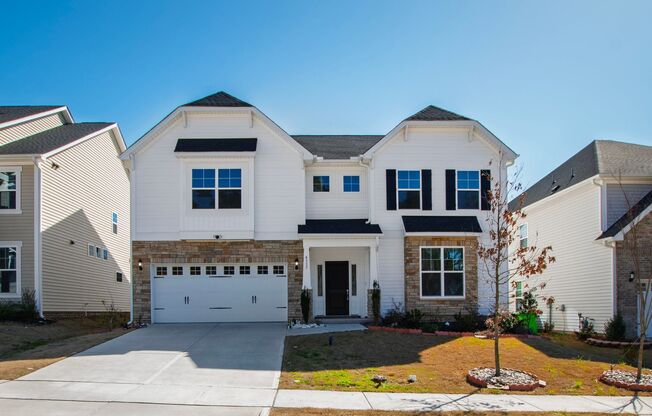 Energy-Efficient Luxury! Spacious Home with Solar Panels & High-End Features