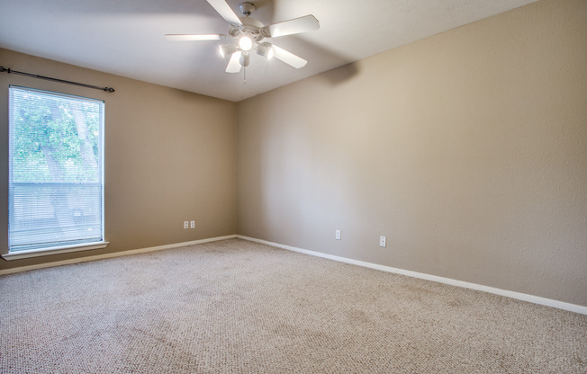 5937 E University Blvd # 10795