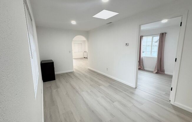 Beautifully Remodeled 2 Bedroom 1 Bath Home Downtown Brentwood