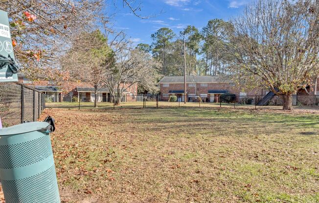 3 beds, 2.5 baths, 1,370 sqft, $1,015, Unit B-3