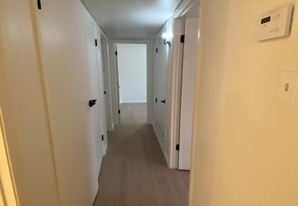 815 E 6 ST
