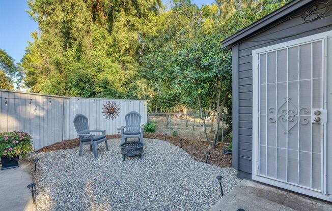 159 1/2 Donner Avenue