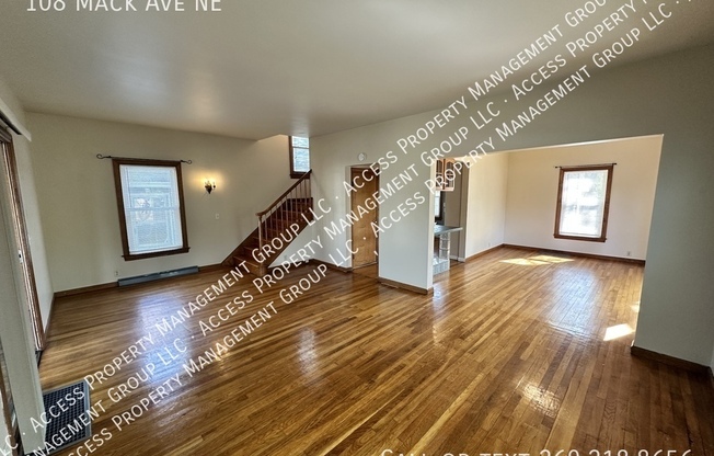 108 MACK AVE NE