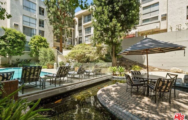 1 bed, 1 bath, 693 sqft, $3,000, Unit 228