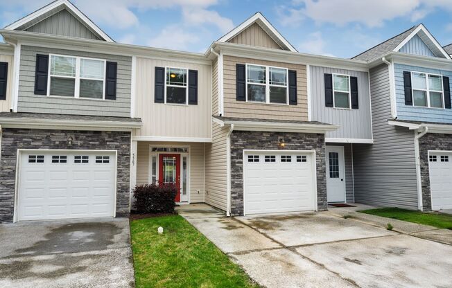 3-Bedroom Townhome Available Eary July!