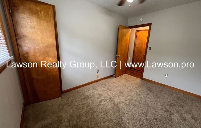 3 beds, 1.5 baths, $1,695