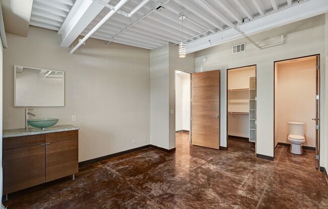 1 bed, 2 baths, $1,750, Unit 409