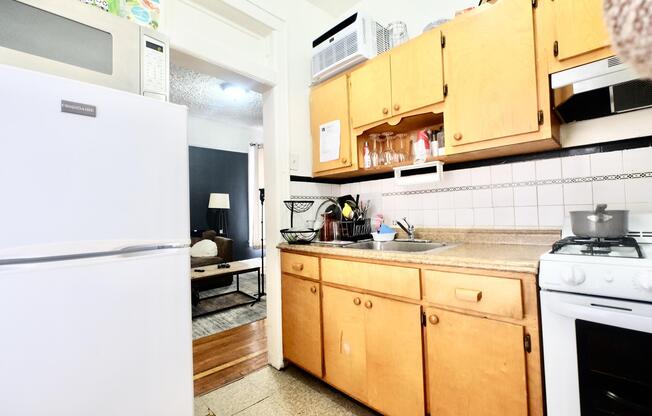 1 bed, 1 bath, $1,500, Unit 2-F