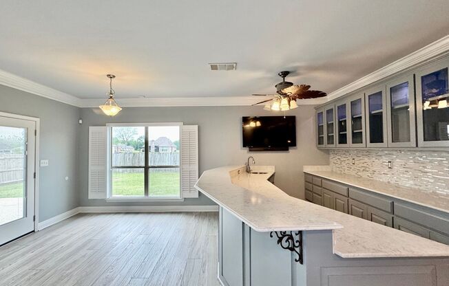 Spacious 4 Bed, 2.5 Bath Home in Gonzales - Expanded Kitchen, Fireplace, & Patio!